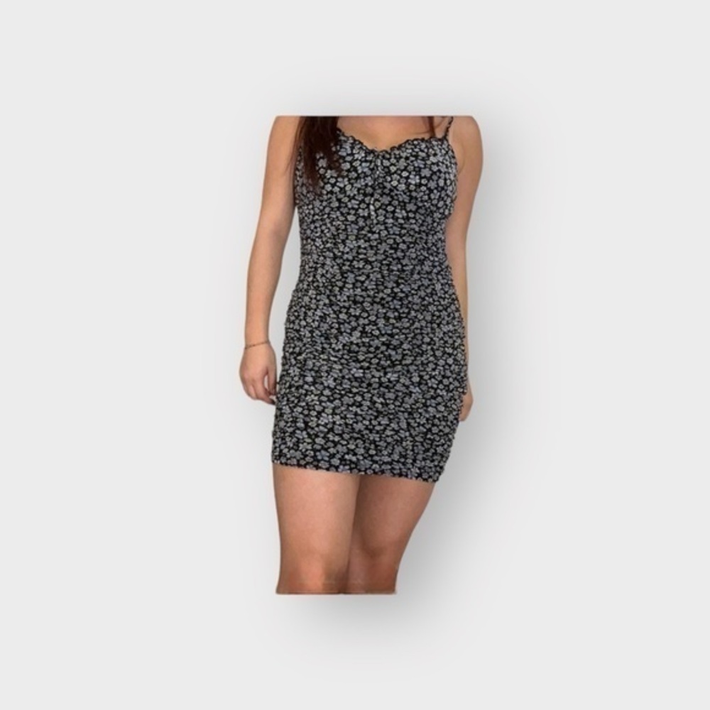 Women’s Divided by H&M XL Black Floral Print All Over Ruched Bodycon Dress